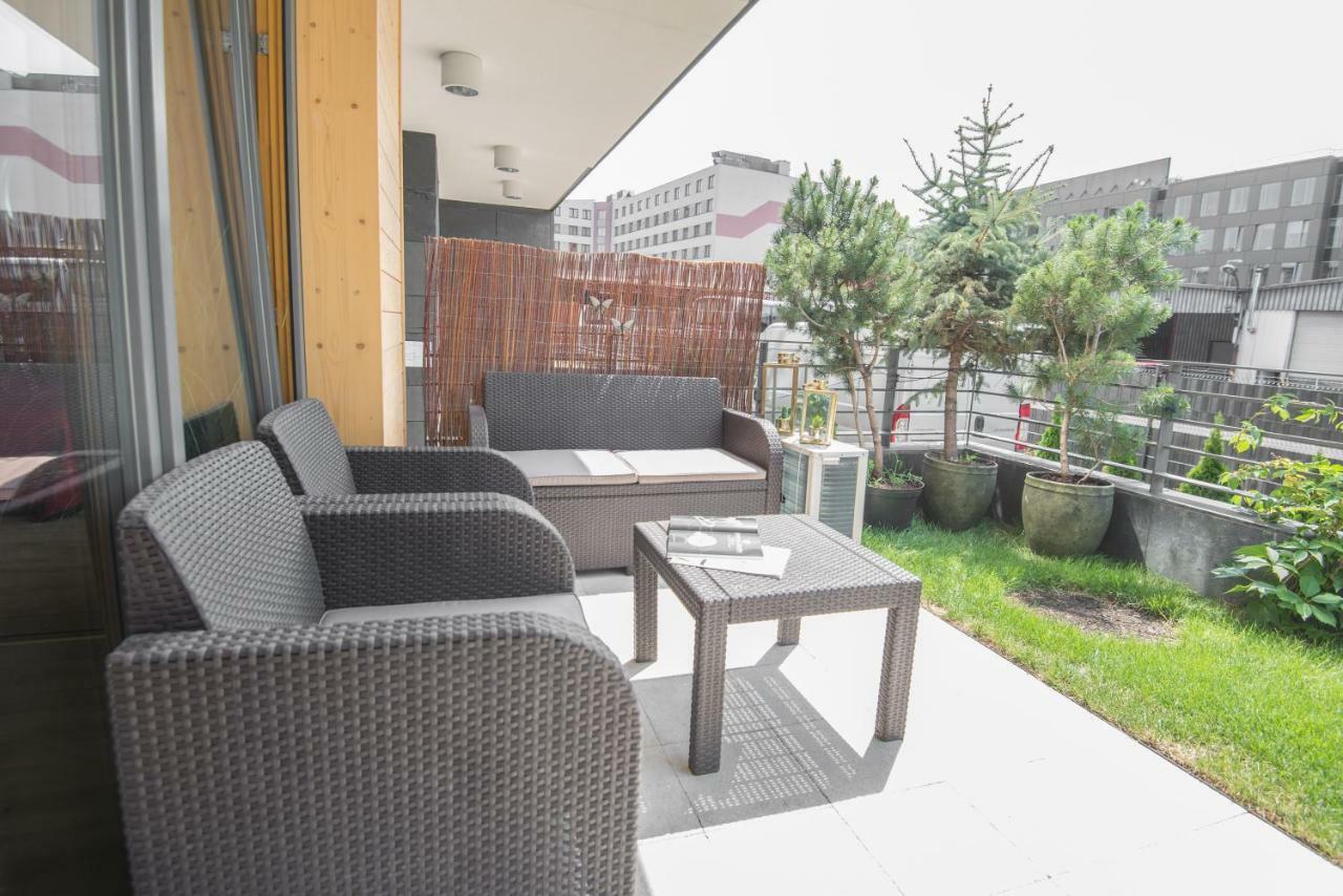 Galaxy Garden Apartment Cracow- Shopping Mall 1Min, Underground Parking, Family Friendly, City Center Krasków Exterior foto