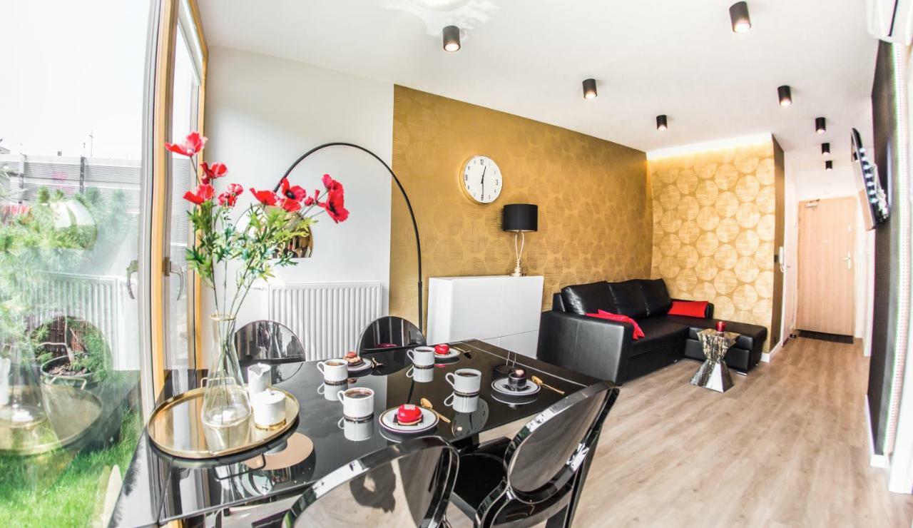 Galaxy Garden Apartment Cracow- Shopping Mall 1Min, Underground Parking, Family Friendly, City Center Krasków Exterior foto